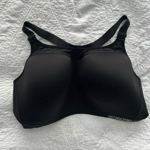 Victoria Sport Sports Bra